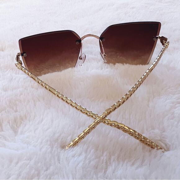 Skyla Brown & Tan Square Oversized Sunglasses - Picture 10 of 12